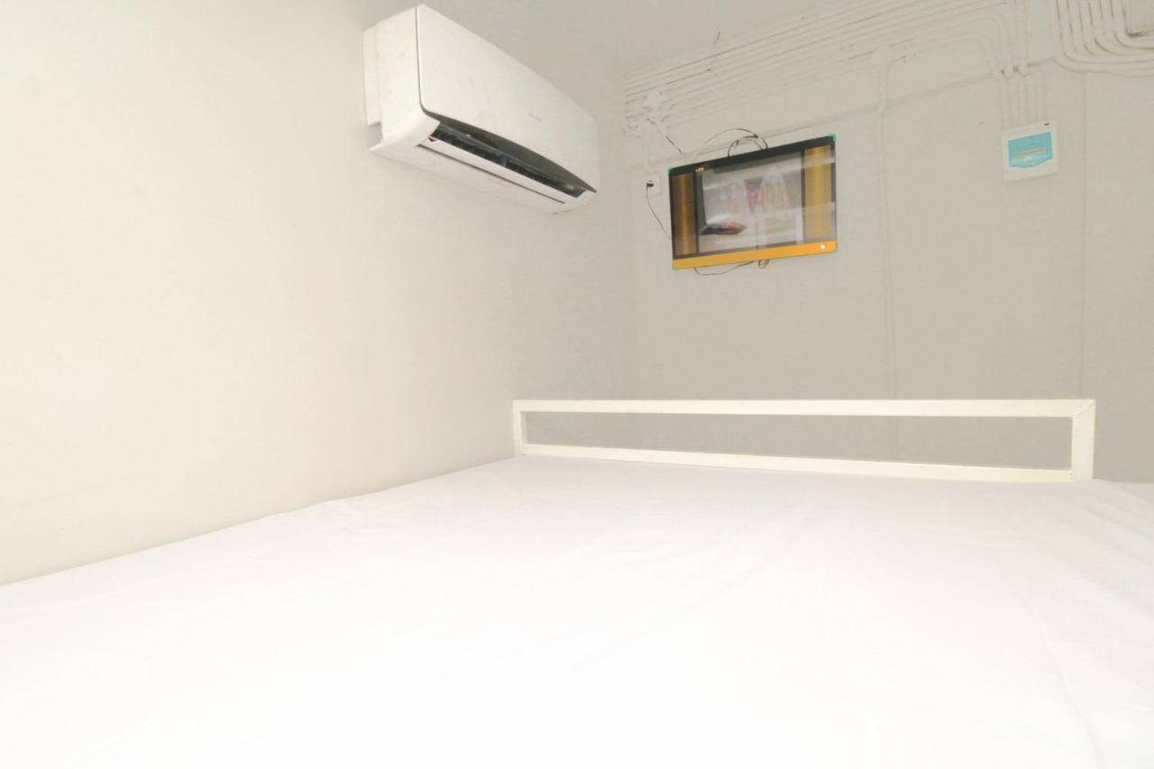 Kamar Keluarga Cengkareng Cendrawasih Hostel Τζακάρτα Εξωτερικό φωτογραφία